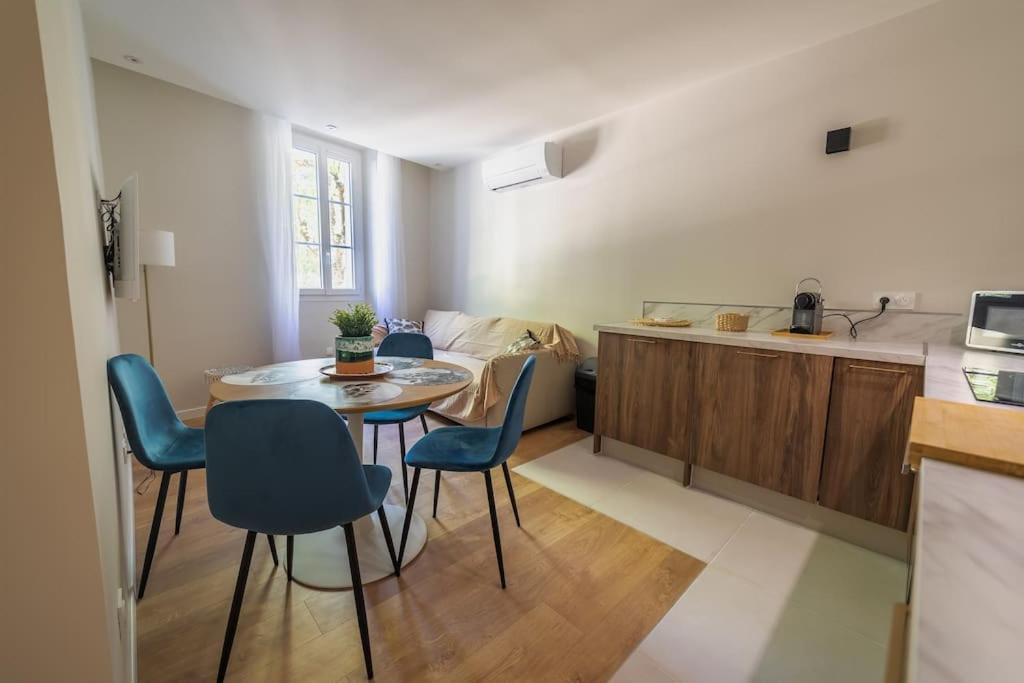 Le Palm Appartement Elegant & Design En Bord Riviere Collobrières Zewnętrze zdjęcie
